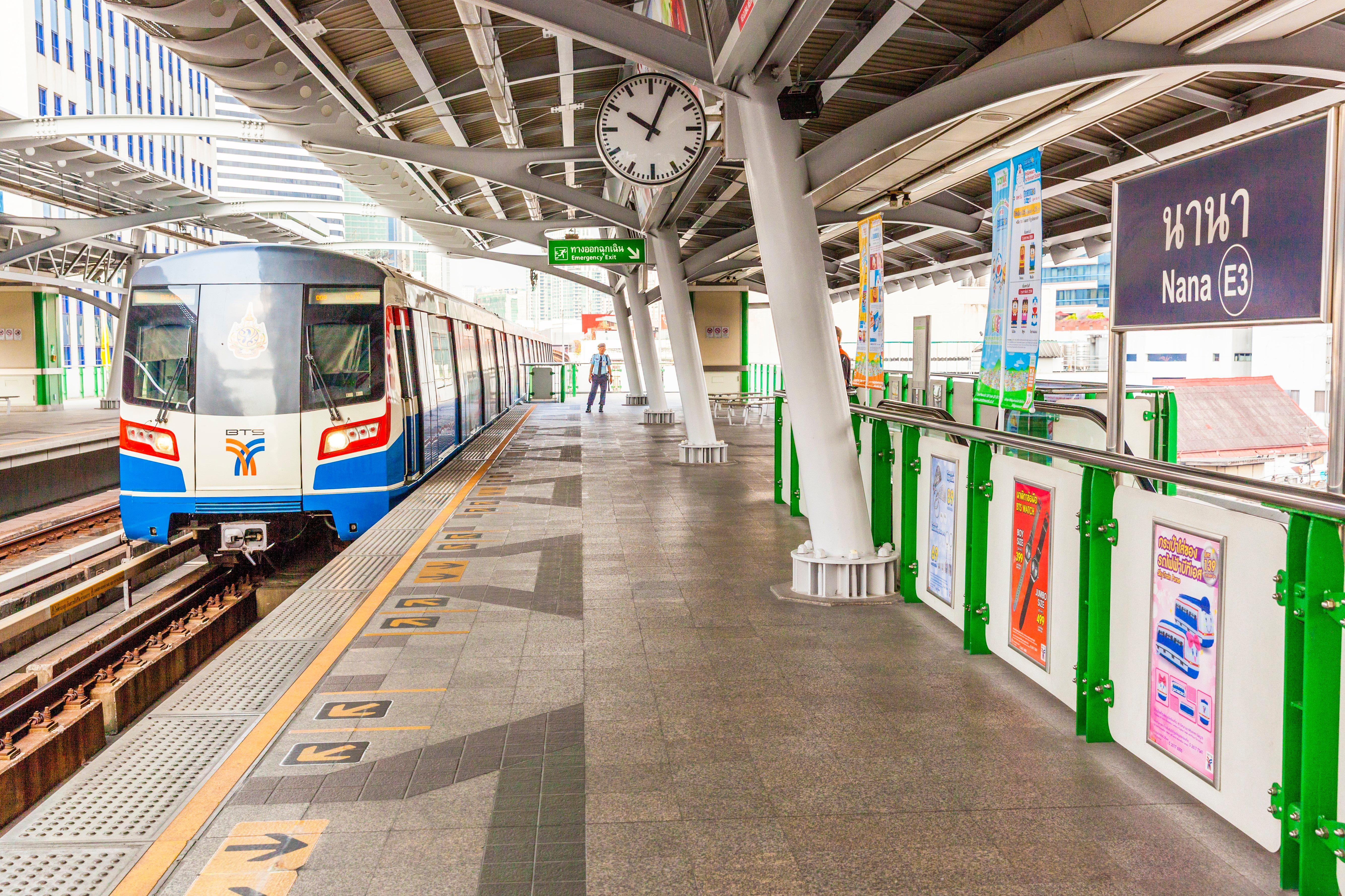 Holiday Inn Express Bangkok Sukhumvit 11 By Ihg Dış mekan fotoğraf