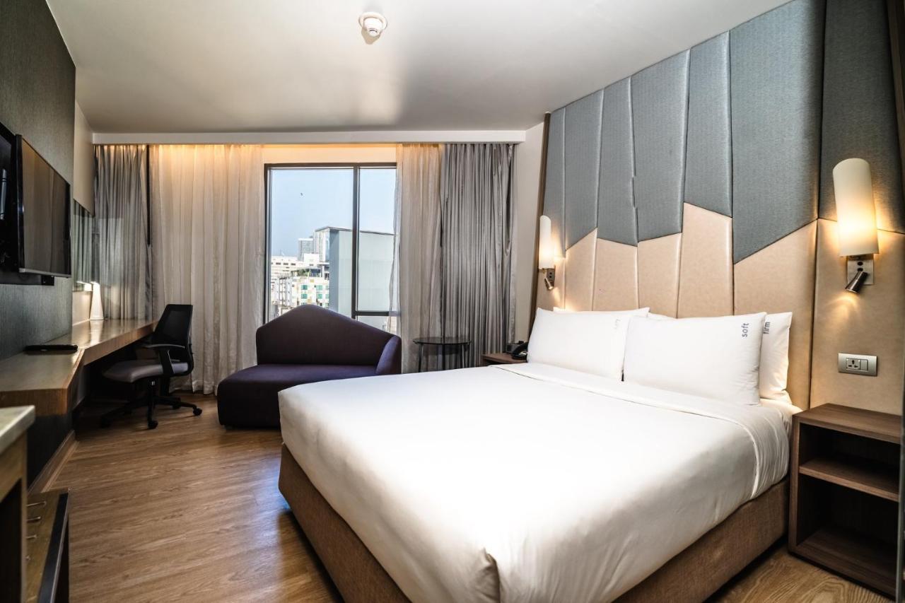 Holiday Inn Express Bangkok Sukhumvit 11 By Ihg Dış mekan fotoğraf