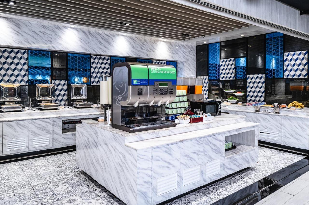 Holiday Inn Express Bangkok Sukhumvit 11 By Ihg Dış mekan fotoğraf